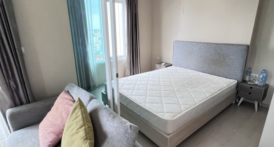 For sale 1 bed condo in Huai Khwang, Bangkok