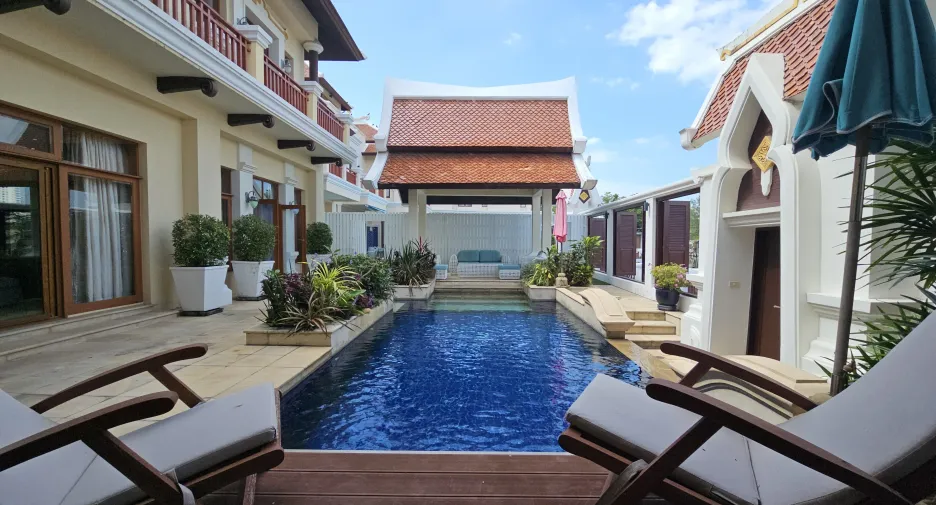 Haus zum Kauf mit 8 Zimmer in Na Jomtien, Pattaya