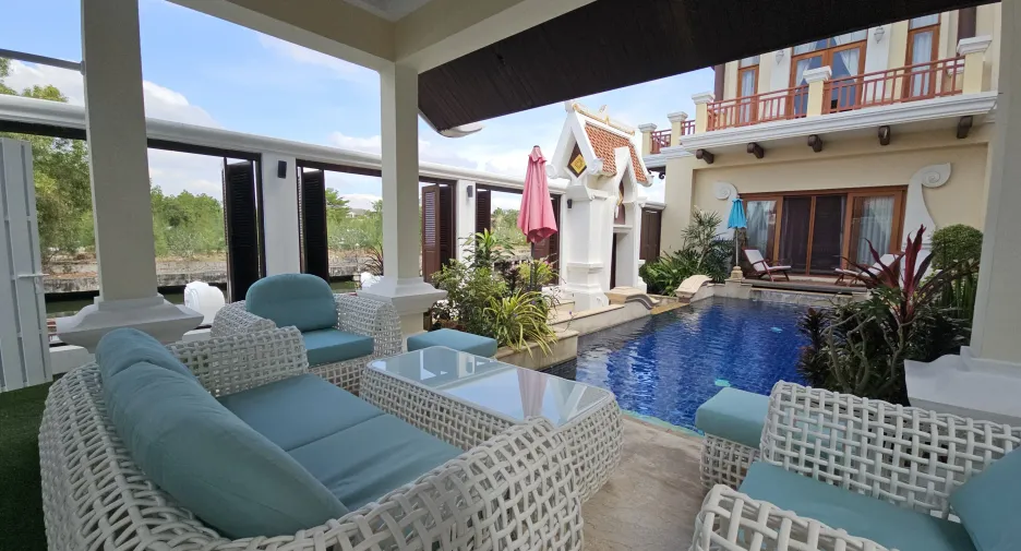 Haus zum Kauf mit 8 Zimmer in Na Jomtien, Pattaya