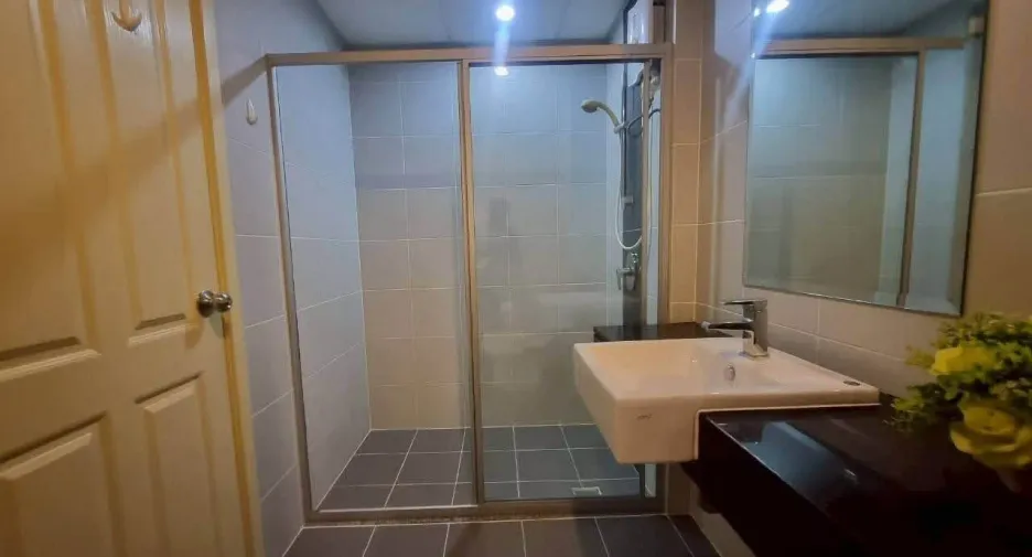 ขาย 2 ห้องนอน คอนโด ใน จอมเทียน, พัทยา