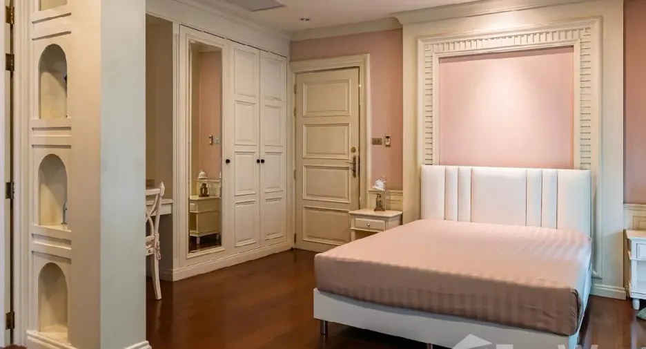 For rent 4 bedrooms villa in Jomtien, Pattaya