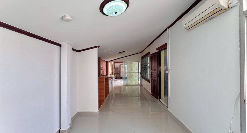 For rent 3 bedrooms house in Bang Lamung, Chonburi