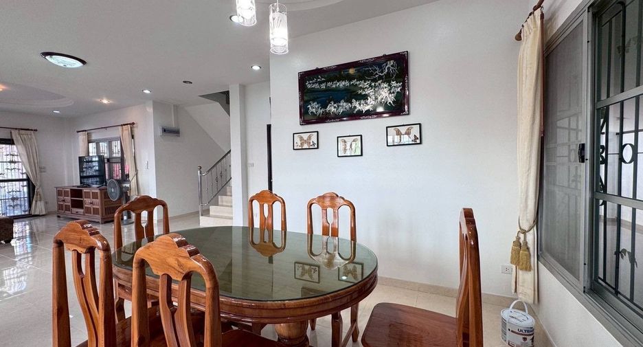 For rent 3 bedrooms house in Bang Lamung, Chonburi