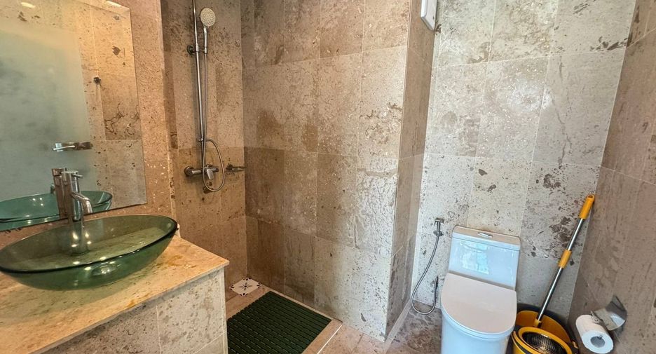 For rent 2 bedrooms condo in Bang Lamung, Chonburi
