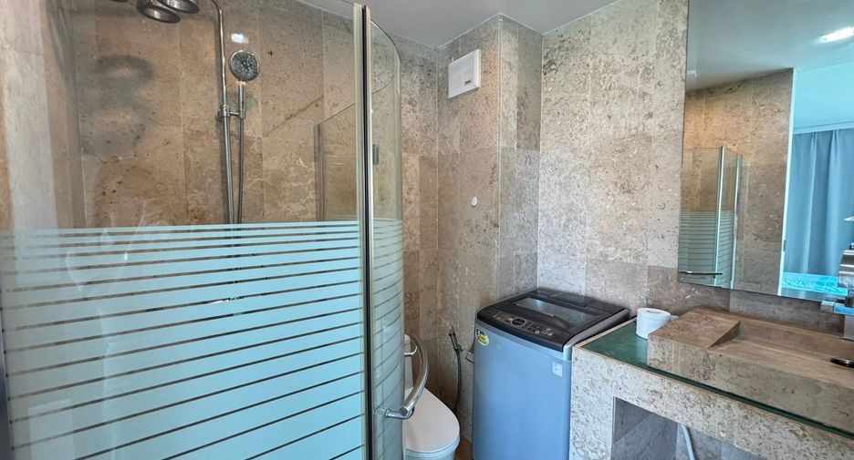 For rent 2 bedrooms condo in Bang Lamung, Chonburi