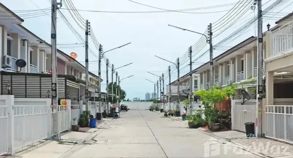 For sale 3 bedrooms townhouse in Hua Hin, Prachuap Khiri Khan