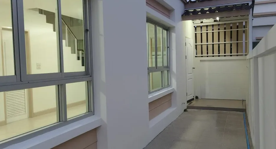 For sale 3 bedrooms townhouse in Hua Hin, Prachuap Khiri Khan