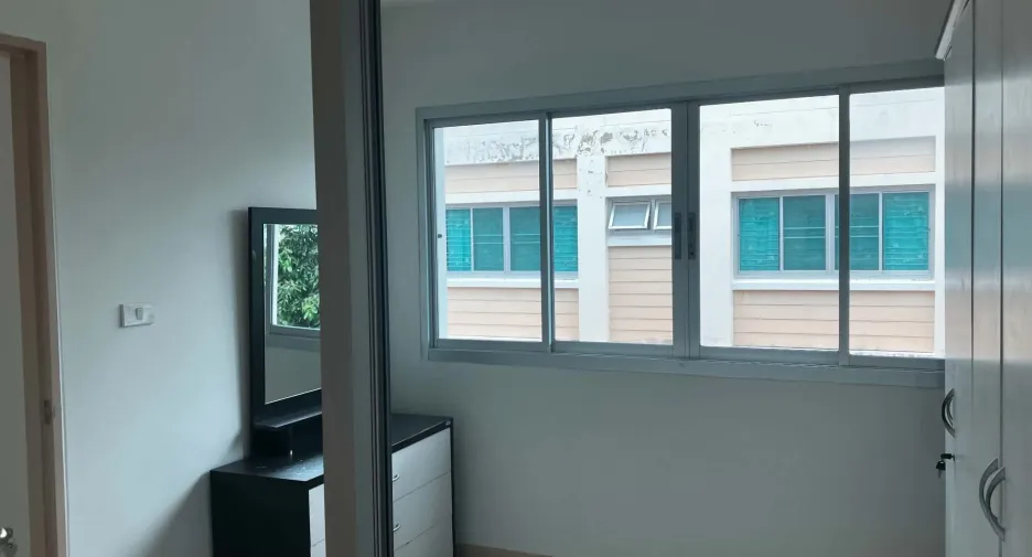 For sale 3 bedrooms townhouse in Hua Hin, Prachuap Khiri Khan