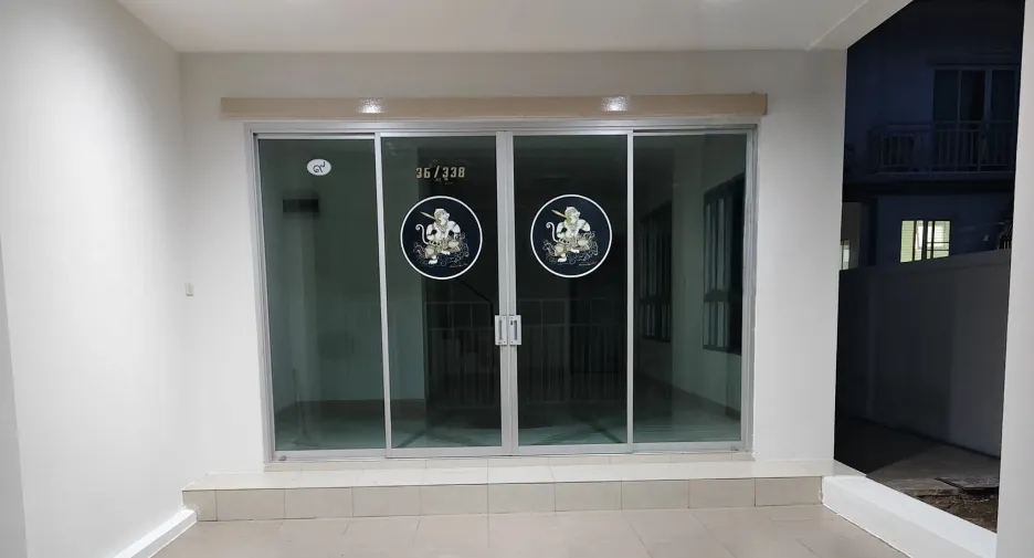 For sale 3 bedrooms townhouse in Hua Hin, Prachuap Khiri Khan