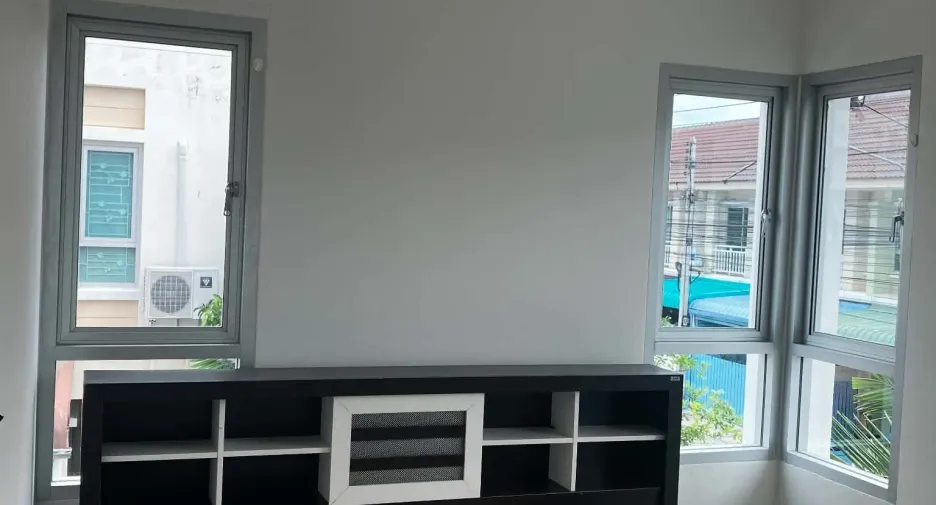 For sale 3 bedrooms townhouse in Hua Hin, Prachuap Khiri Khan