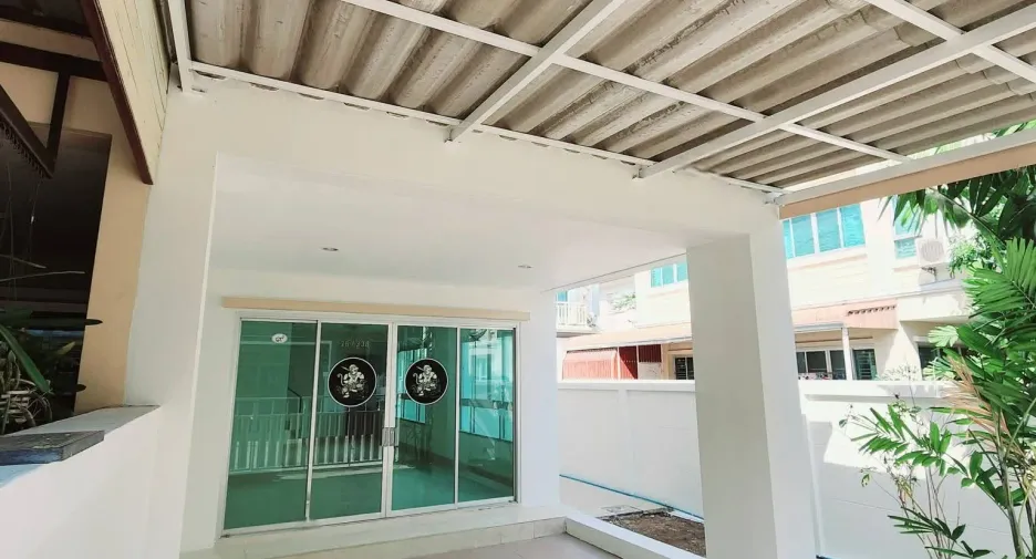 For sale 3 bedrooms townhouse in Hua Hin, Prachuap Khiri Khan