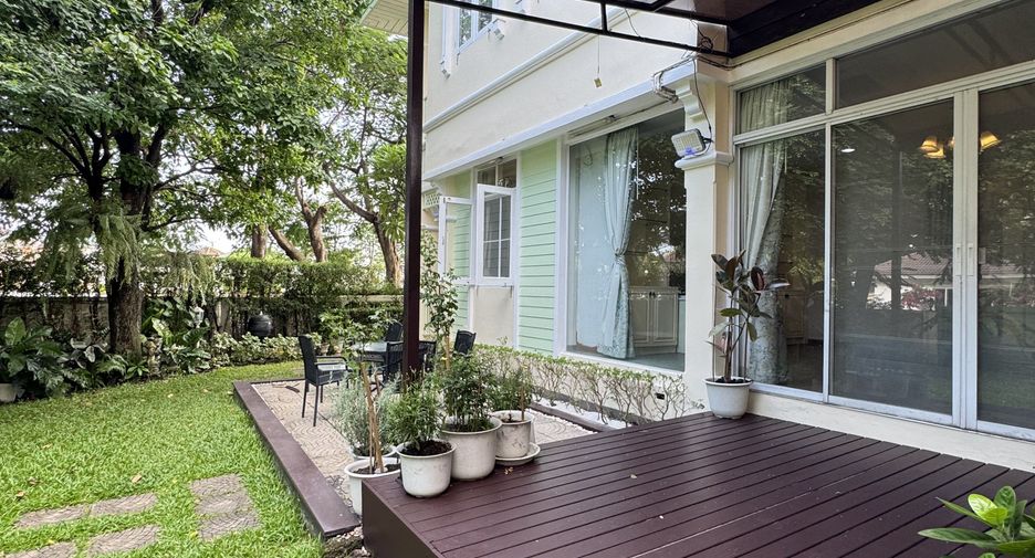 For rent 3 bedrooms house in Lat Krabang, Bangkok