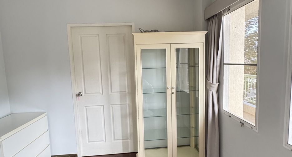 For rent 3 bedrooms house in Lat Krabang, Bangkok