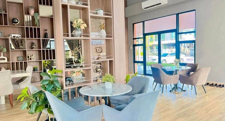Haus zur Miete und zum Kauf mit 3 Zimmer in Mueang Phuket, Phuket
