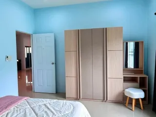 For rent 4 bedrooms house in Saraphi, Chiang Mai