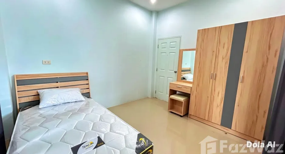 For rent 4 bedrooms house in Saraphi, Chiang Mai