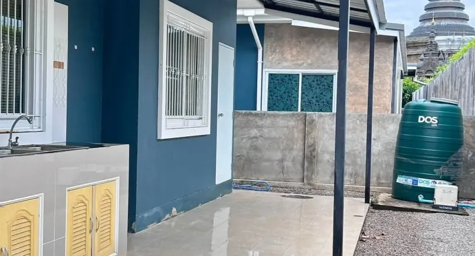 For rent 4 bedrooms house in Saraphi, Chiang Mai