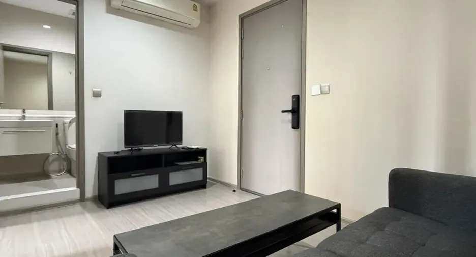 For rent 1 Beds condo in Huai Khwang, Bangkok
