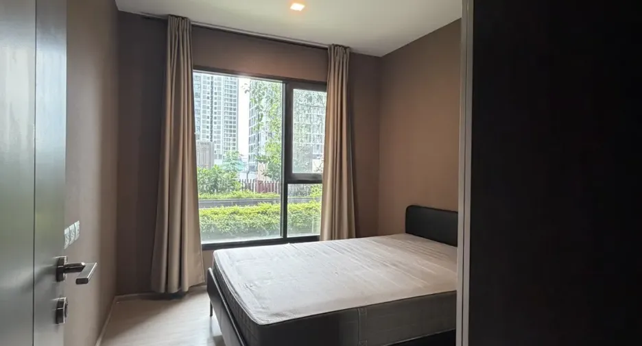 For rent 1 Beds condo in Huai Khwang, Bangkok