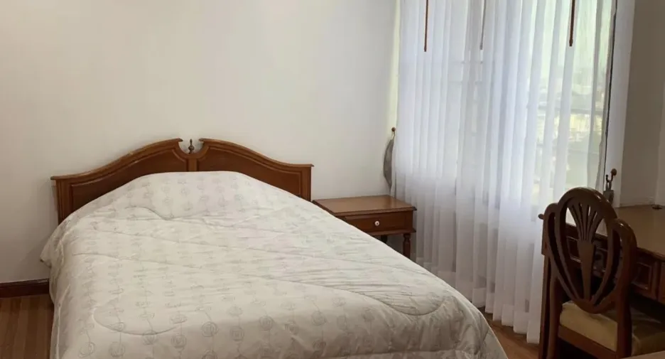Аренда 3 спальни кондо в Щаттхана, Бангкок