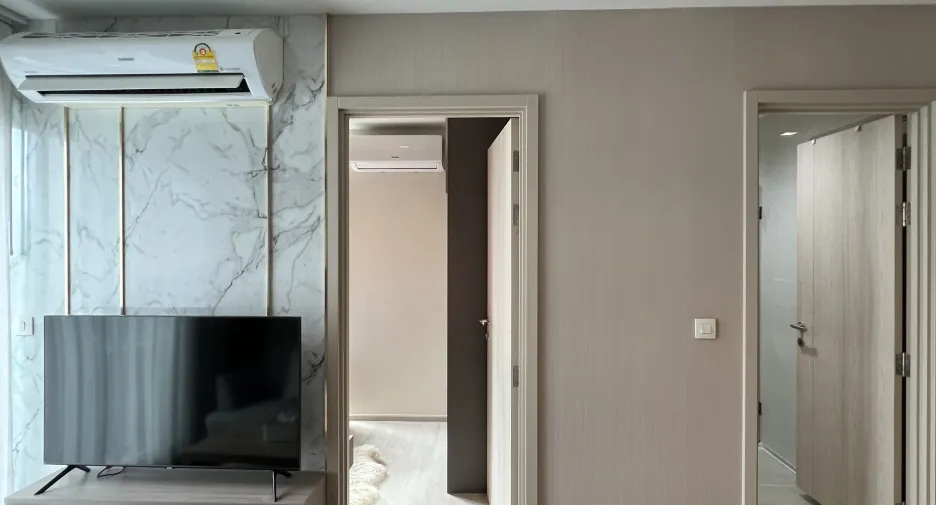 Condo en alquiler de 2 habitaciones en Pathum Wan, Bangkok