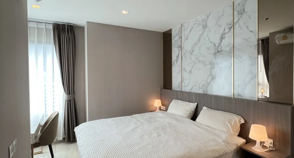 Condo en alquiler de 2 habitaciones en Pathum Wan, Bangkok