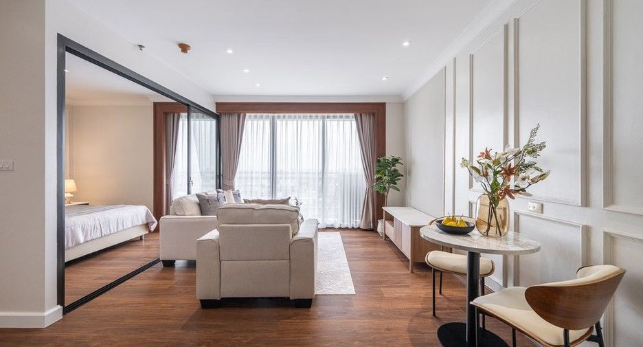 For sale 1 Beds condo in Bang Na, Bangkok