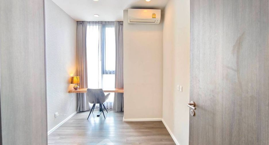 For rent 2 bedrooms condo in Bang Na, Bangkok