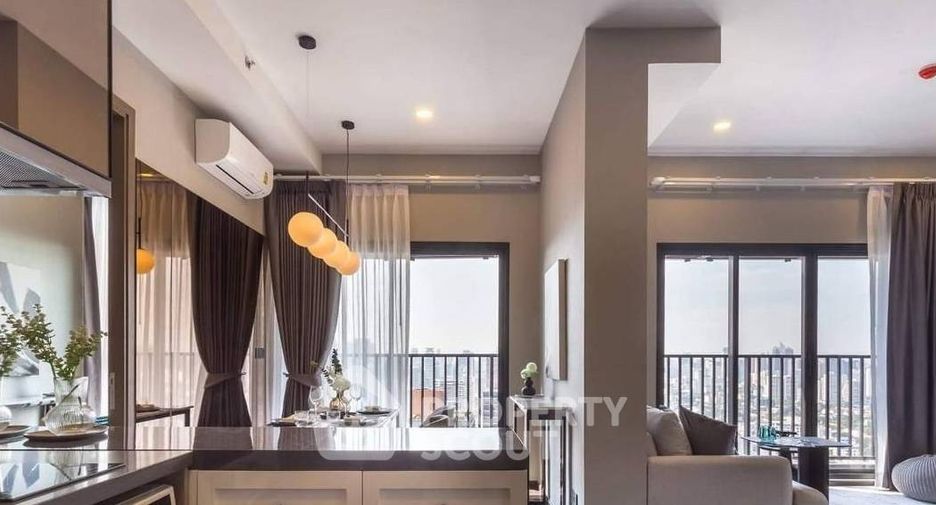 Wohnung zur Miete und zum Kauf mit 3 Zimmer in Watthana, Bangkok