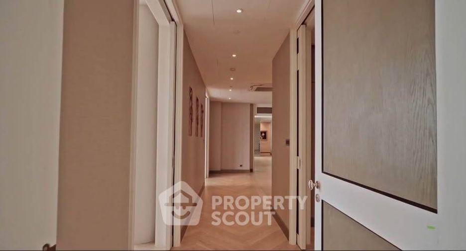 For rent and for sale 6 bedrooms condo in Khlong San, Bangkok