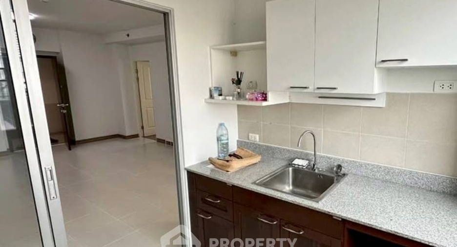 For sale 2 bedrooms condo in Chatuchak, Bangkok