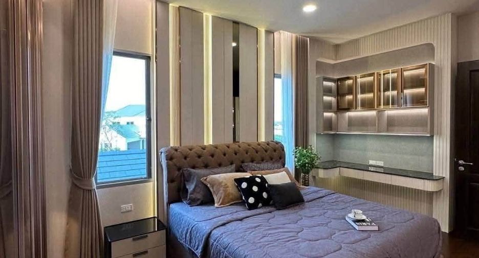 For rent and for sale 4 bedrooms house in Lat Krabang, Bangkok