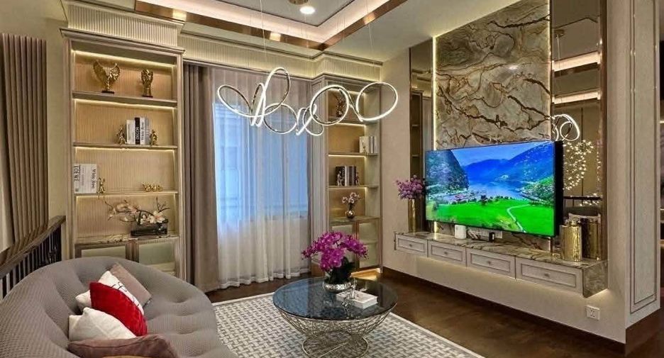 For rent and for sale 4 bedrooms house in Lat Krabang, Bangkok