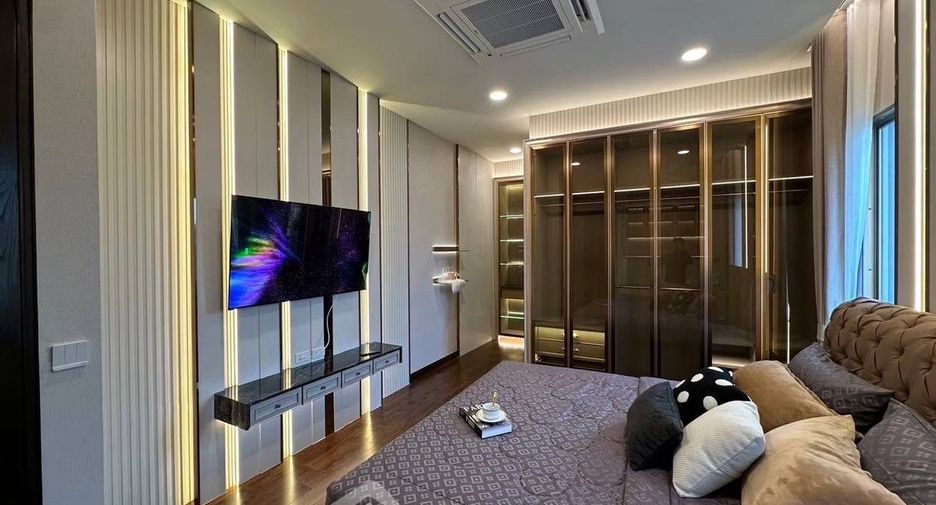For rent and for sale 4 bedrooms house in Lat Krabang, Bangkok