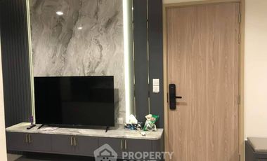 For rent 2 bedrooms condo in Thon Buri, Bangkok