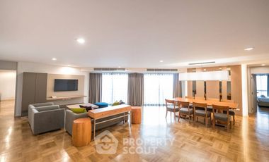 For rent 3 ベッドルーム condo in Yan Nawa, Bangkok