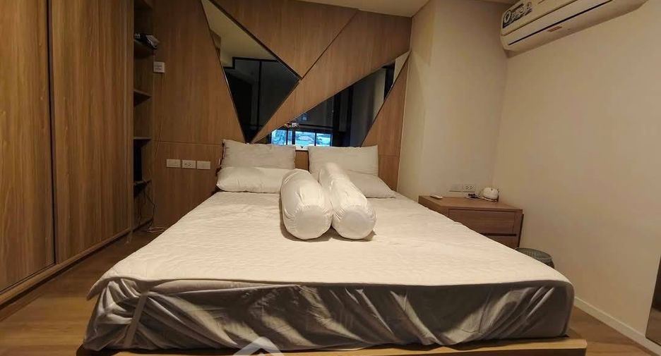 For rent 1 bed condo in Phra Khanong, Bangkok