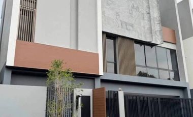 For rent 3 bedrooms house in Bang Kapi, Bangkok