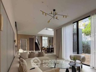 For rent 3 bedrooms house in Bang Kapi, Bangkok