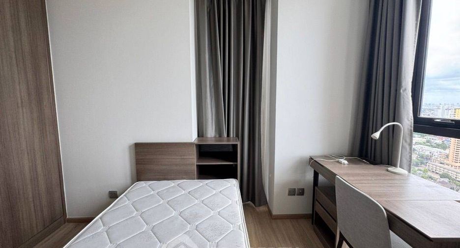 À louer et à vendre 2 chambres condo à Phaya Thai, Bangkok