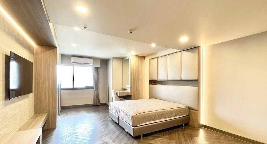 À vendre 4 chambres condo à Khlong Toei, Bangkok