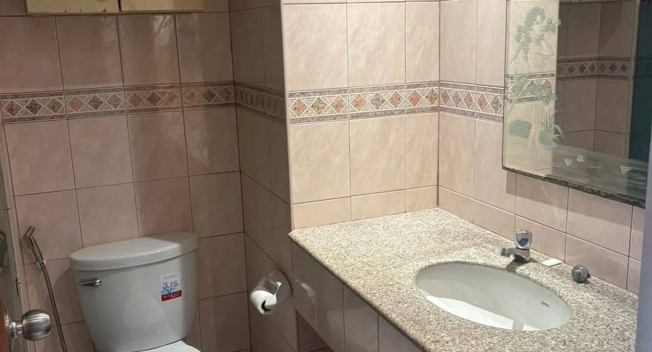 For sale 1 bed condo in Bang Lamung, Chonburi