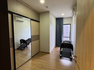 Condo en venta de 2 habitaciones en Bang Kapi, Bangkok