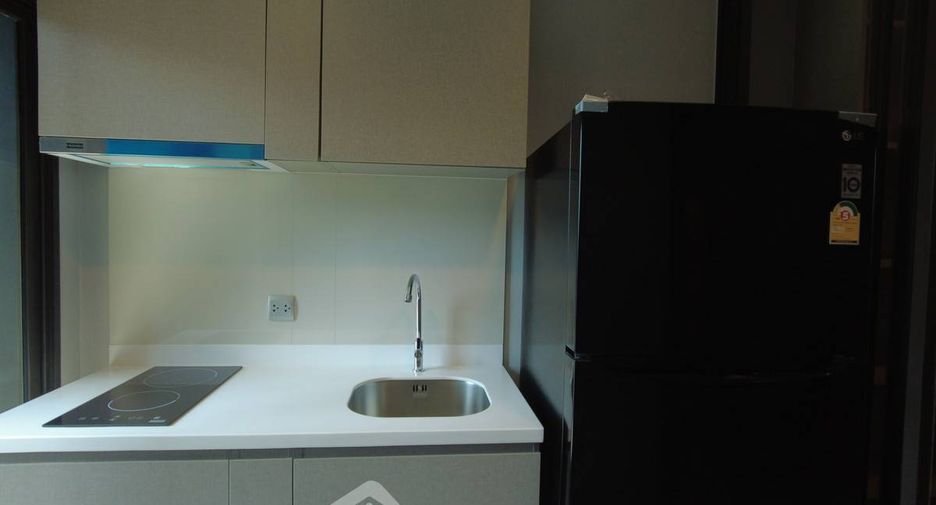 For sale 1 bed condo in Huai Khwang, Bangkok