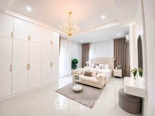 For sale 3 bedrooms villa in Bang Lamung, Chonburi
