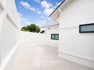 For sale 3 bedrooms villa in Bang Lamung, Chonburi