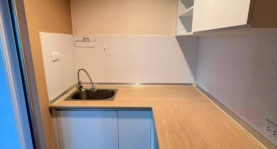 For sale 1 bed condo in Huai Khwang, Bangkok