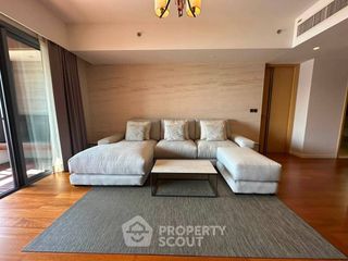 For rent and for sale 1 bed condo in Yan Nawa, Bangkok