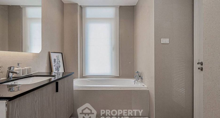 For rent and for sale 3 bedrooms condo in Watthana, Bangkok