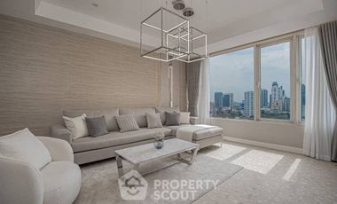 For rent and for sale 3 bedrooms condo in Watthana, Bangkok